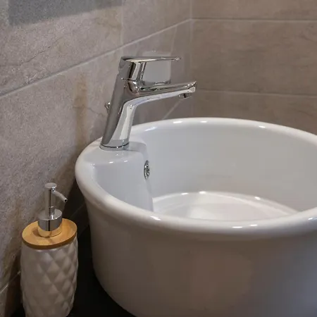 Apanemo Luxury