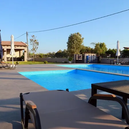 Villa Apanemo Luxury Kourouta