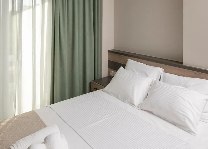 فيلة Apanemo Luxury كوروتا